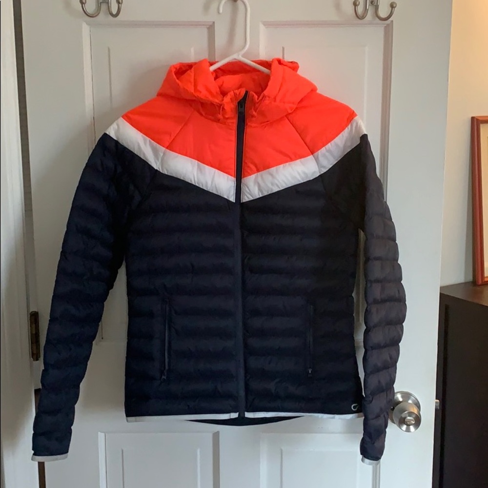 NWOT Gap puffer Jacket